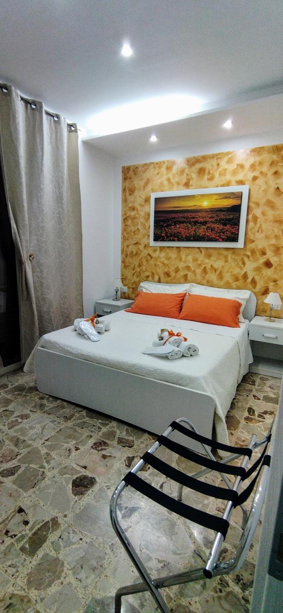 Suite Roma Чефалу Екстериор снимка