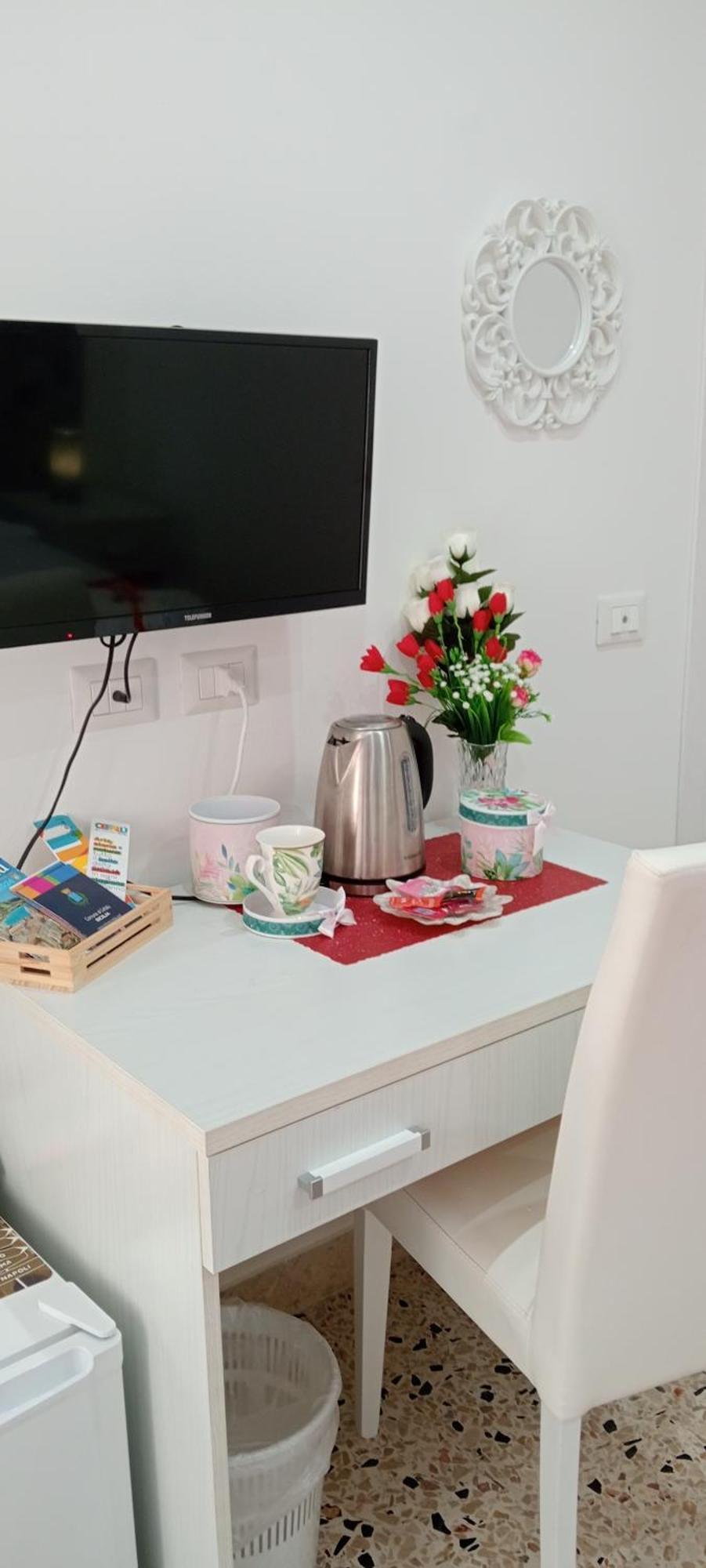 Suite Roma Чефалу Екстериор снимка